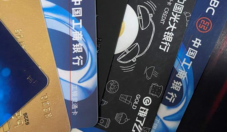 拉卡拉pos机安全吗？个人手机移动电签pos机免费